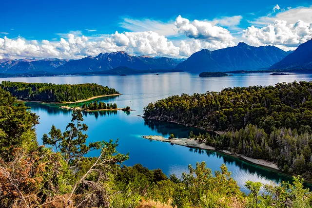 Puerto Anchorena, Isla Victoria