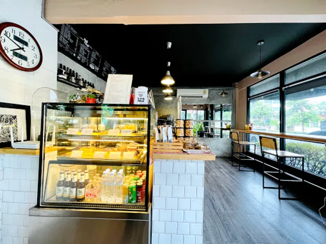 Hob & Coff cafe and social bar ร่วมโครงการ "คนละครึ่ง" และ "เราชนะ"