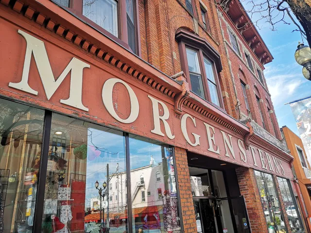 Morgenstern's (Morningstar)