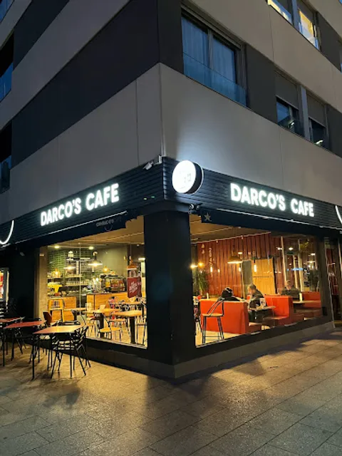 Darco’s Cafe