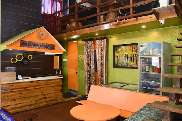 Centre Point Food Plaza