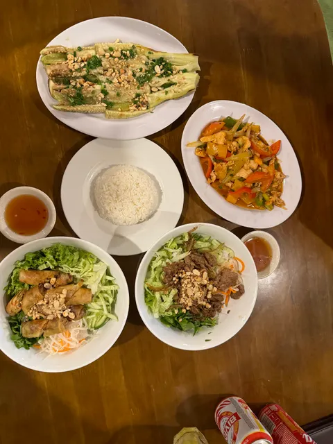 VIETNAMESETRADITIONAL FOOD
