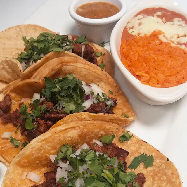 El Cazador Bar and Grill 1