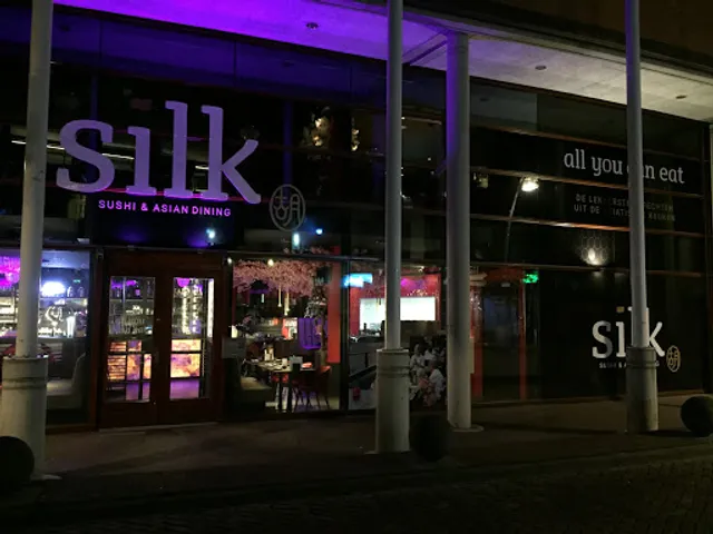 Silk | Sushi & Asian Dining