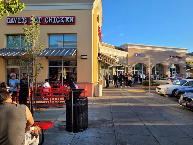 Mendocino Marketplace