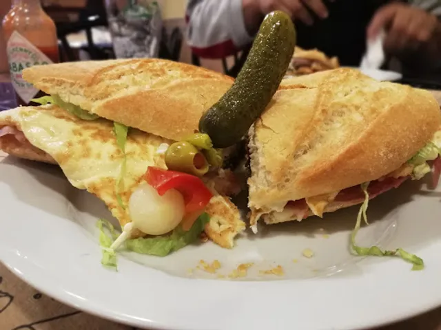 Punto X Punto Bar Cafeteria