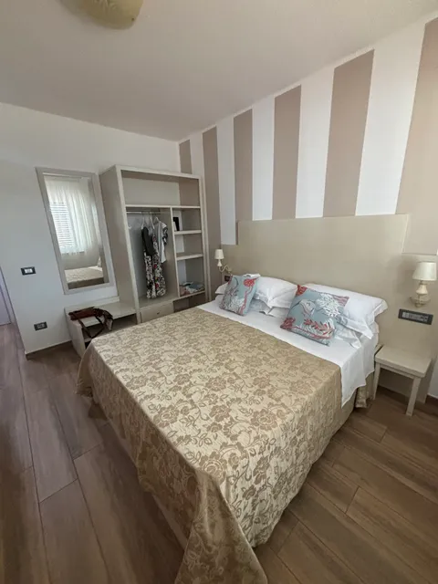 A due passi da Tropea le camere di Libero e Roberta B00281