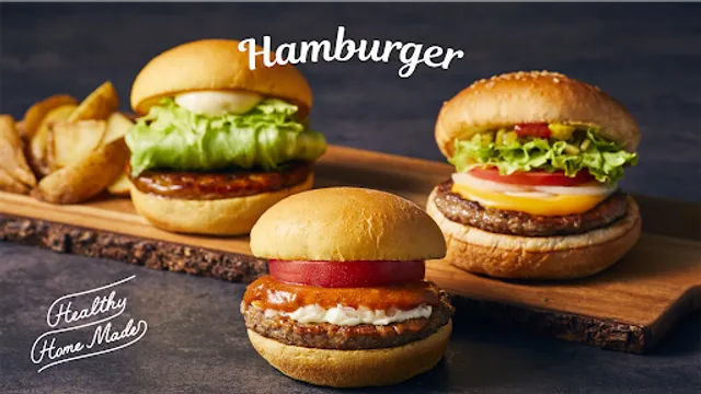 FRESHNESS BURGER MARK IS Fukuoka Momochi