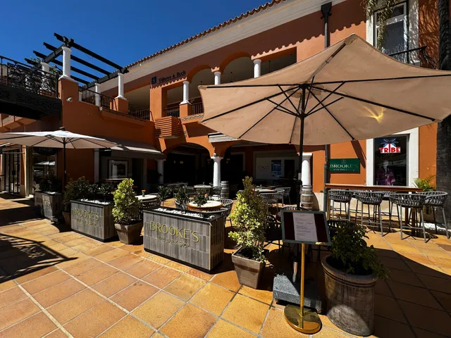 Brooke's Wine Bar & Shop