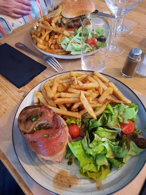 Le Combi Bar Bistrot