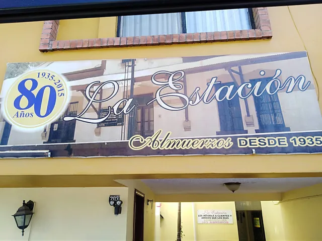 Almuerzos La Estacion