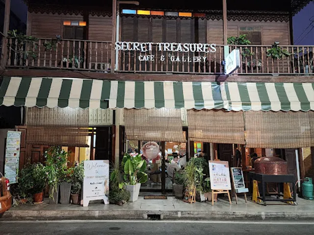 Secret treasures cafe & gallery