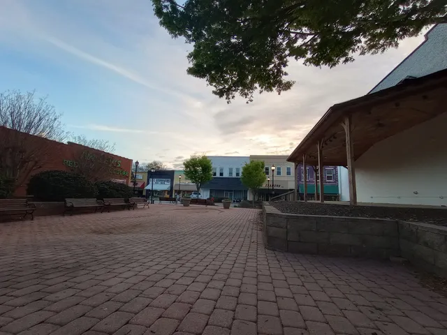 Southeastern Pawn and Variety