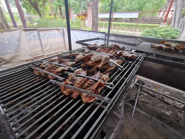 ยายอ้วน เป็ดย่างพิมาย