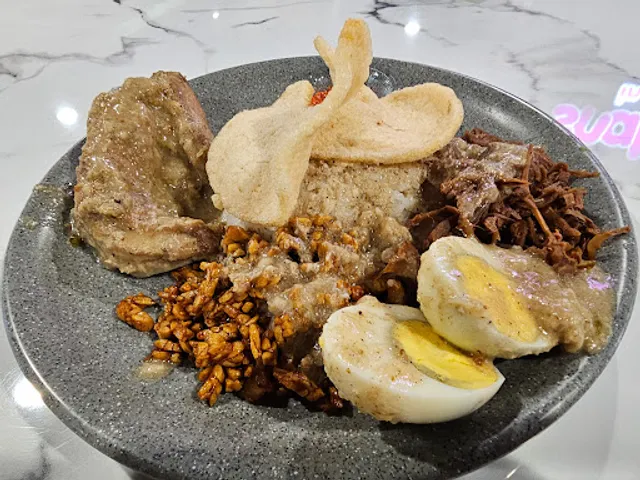 Gado-Gado Boplo