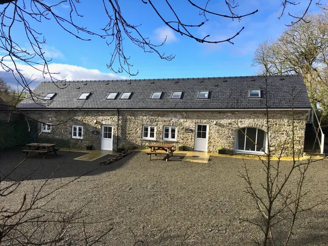 Llwynwermod Cottages
