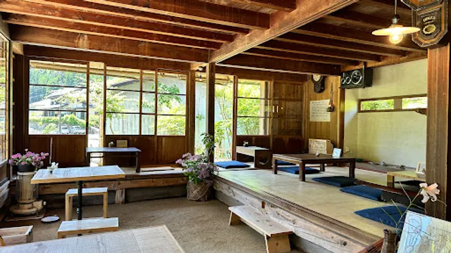 Old house cafe Tateba