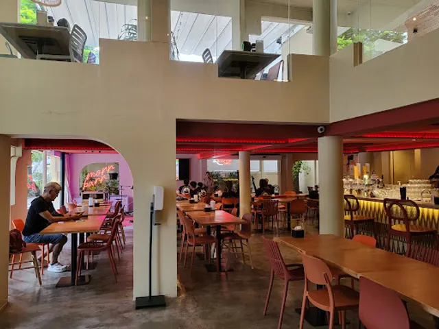 Morr Barr (Live Music Bar)