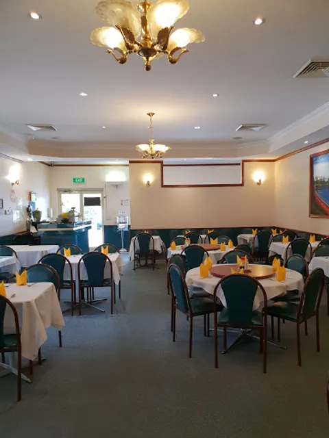 Commodore Chinese Restaurant & Takeaway