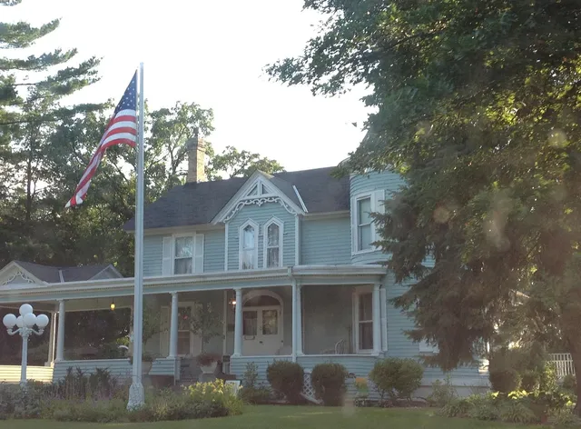 Ticknor Hill Bed & Breakfast