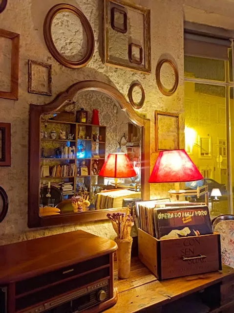 Petisco da Lata Bistrô