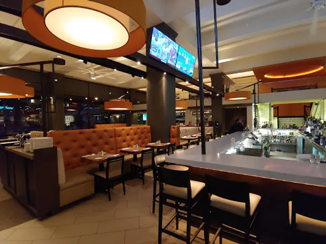 Broadway 10 Bar & Chophouse