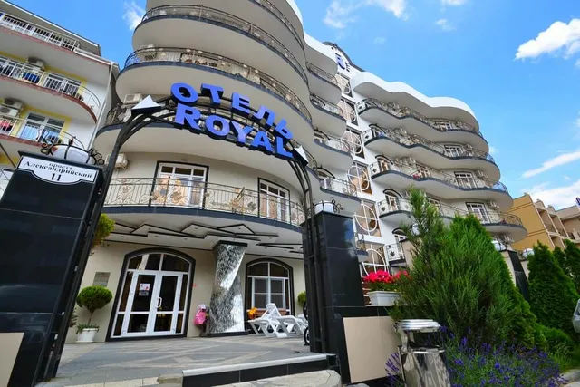 Отель «Royal»