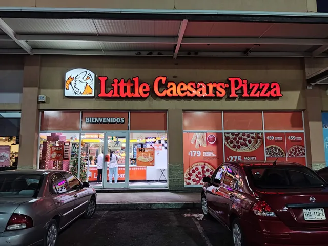 Little Caesars Mochis