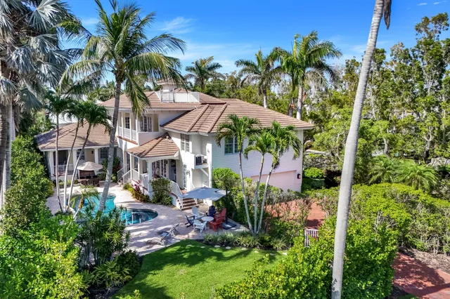 Angela Rizzi, Realtor Naples FL