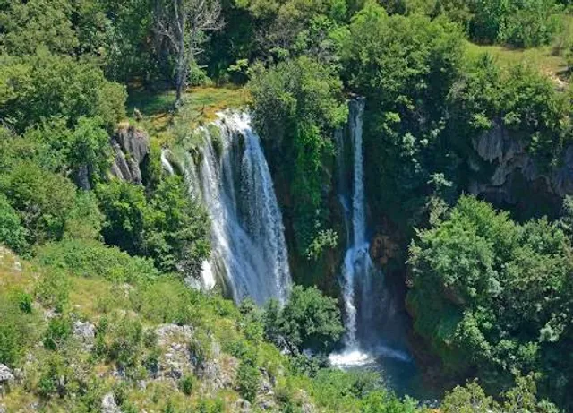 Manojlovački slapovi