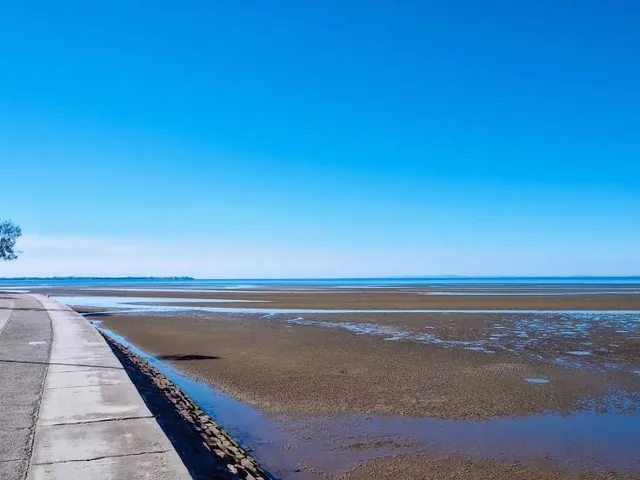 Sandgate-Brighton Foreshore