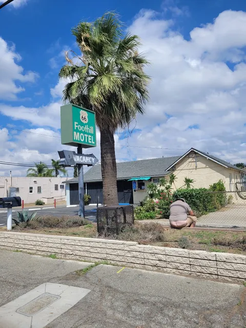 Foothill Motel
