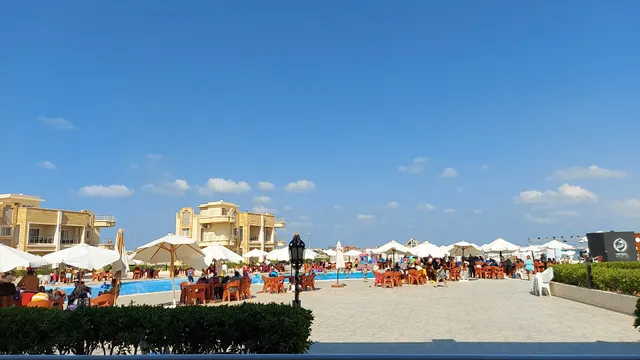 لاجون بيتش - Lagoon beach