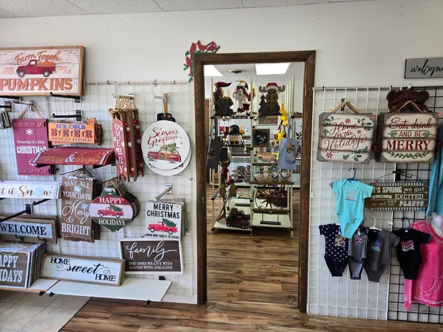 D & S Cafe and Gift Shop (and more)