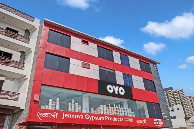 OYO Flagship Hotel Red Inn