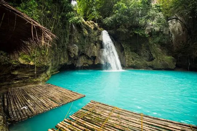Kawasan Falls