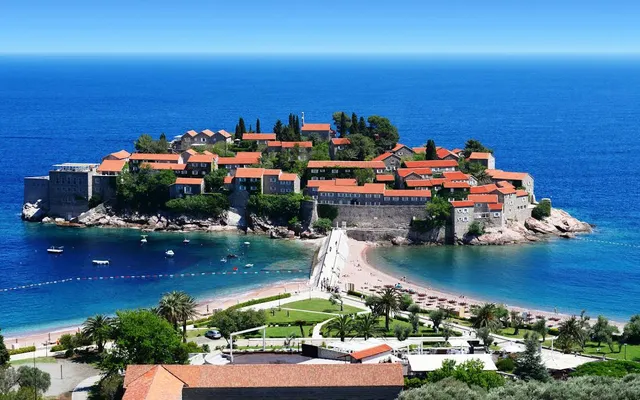 Sveti Stefan Beach