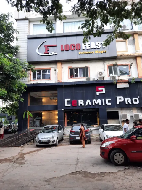 LOCOFEAST - Theme Restaurant