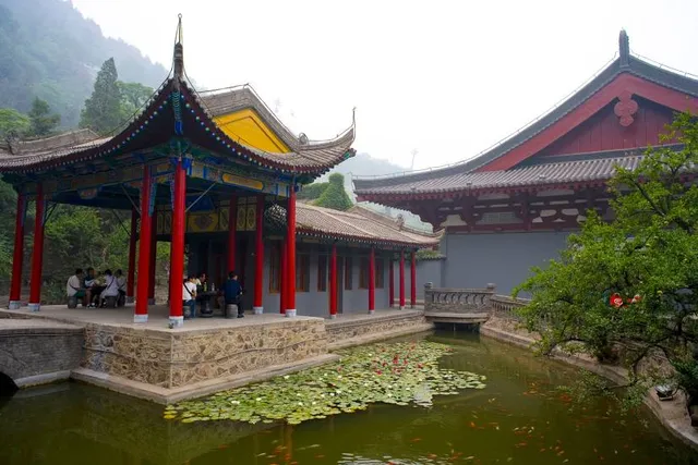 Huaqinggong Relic Site