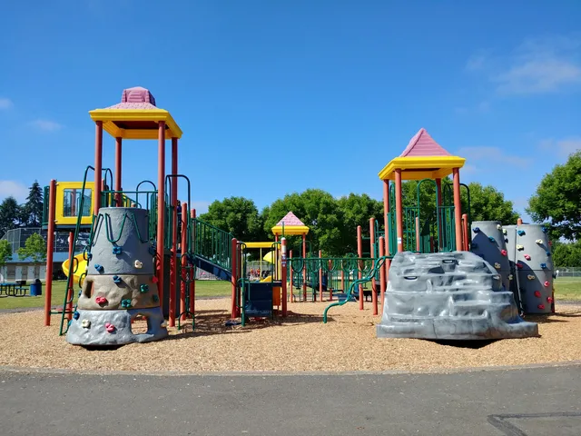 Rainier Vista Community Park