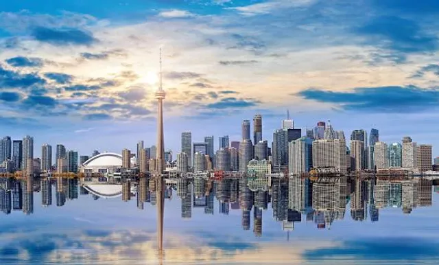 Toronto Skyline Viewpoint