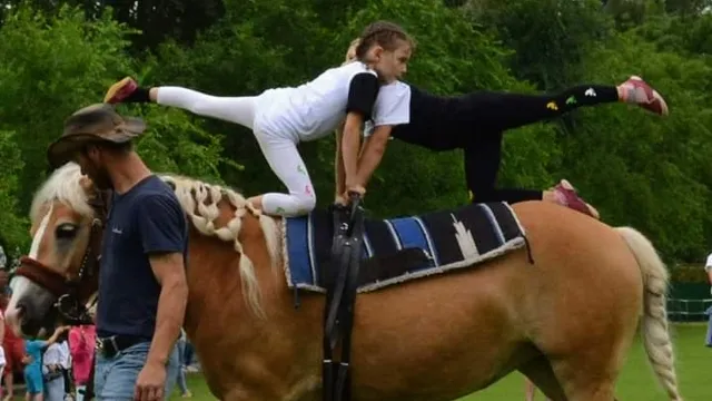 Ranč Black white horse