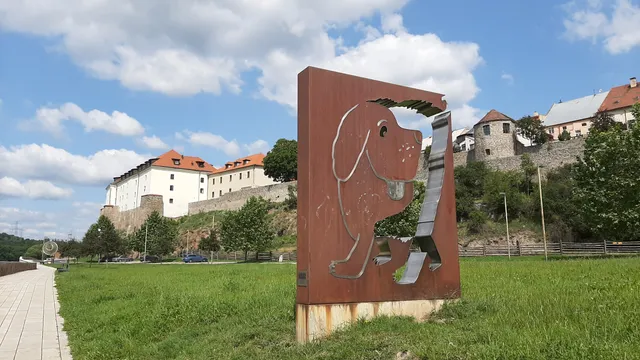 Nábřeží Maxipsa Fíka