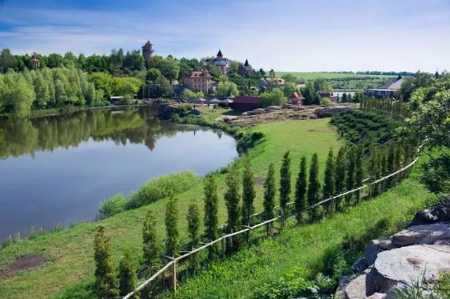 Mezhyhirya Residence