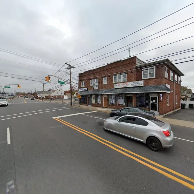 Mr John's Beauty Salon