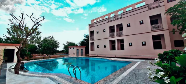 Chandsen Eco Dera Wellness & Spa