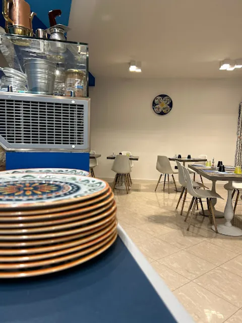 Pizzeria Kapri 010 -asporto, domicilio, posti a sedere & friggitoria