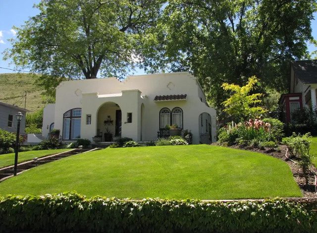 Maggie's Garden Bed and Breakfast