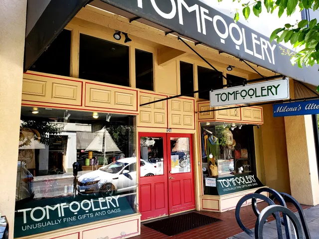 Tomfoolery Gifts & Gadgets