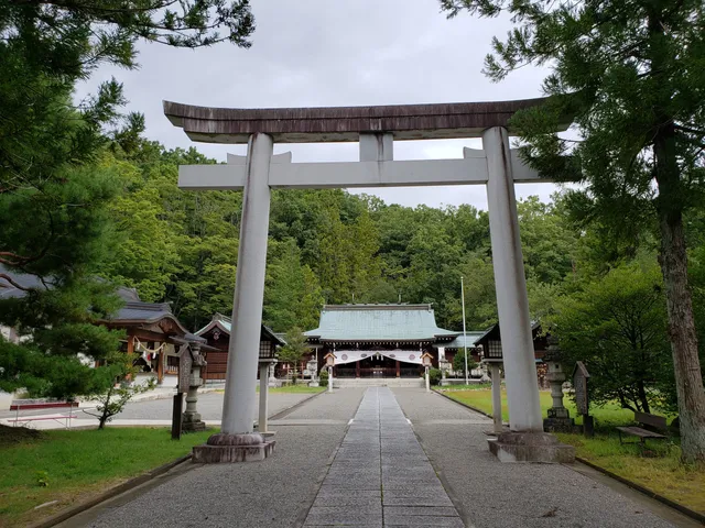 Yamanashiken Gokoku Shrine
